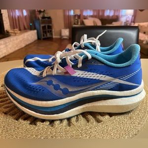 Saucony Endorphin Pro